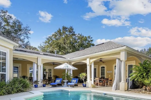 Courtyard Makeover: How Seeded Transformed a Florida Entryway into a Stylish Outdoor Living Space